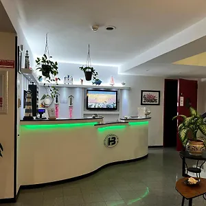 https://hotel-betty.emilia-romagnahotels.net