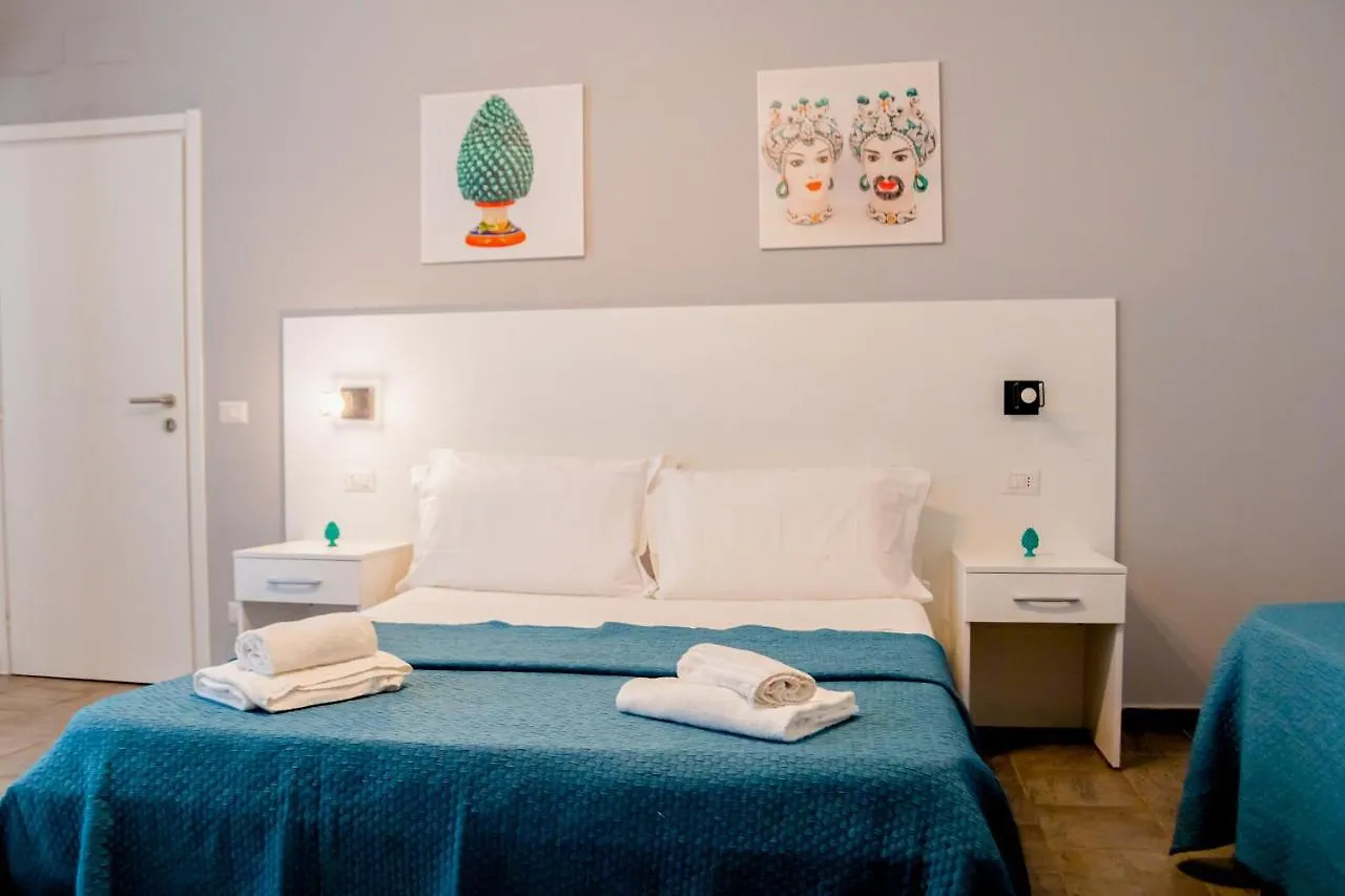 La Querencia Hotel Palermo 2*,  Italien